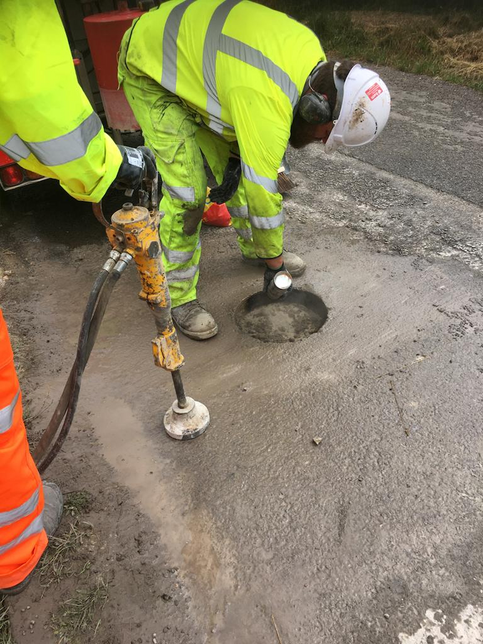 Preparing a new bore hole